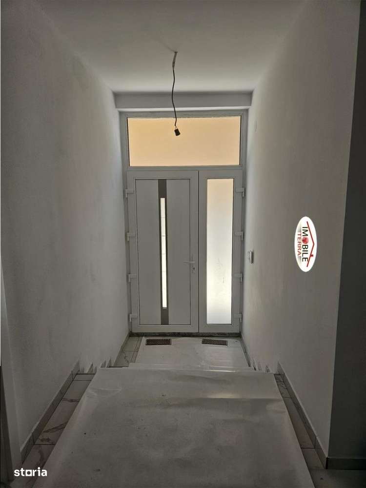 Casa noua la cheie la Sura Mare-5