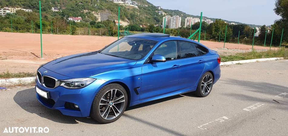 BMW Seria 3 330i xDrive Aut. M Sport - 11