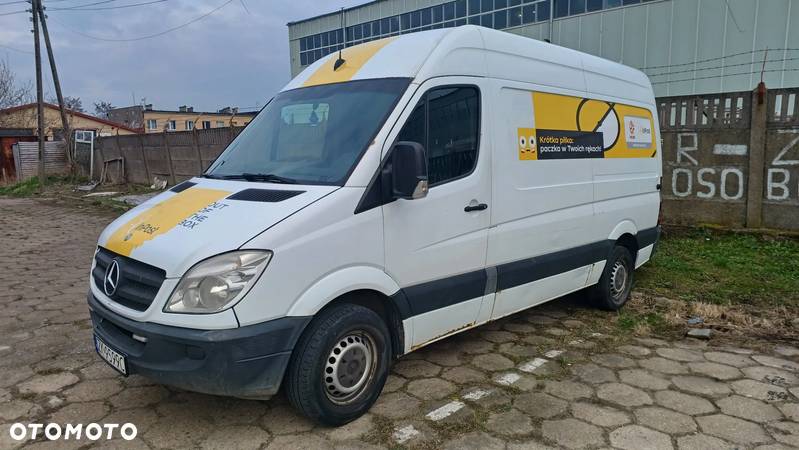 Mercedes-Benz Sprinter - 1