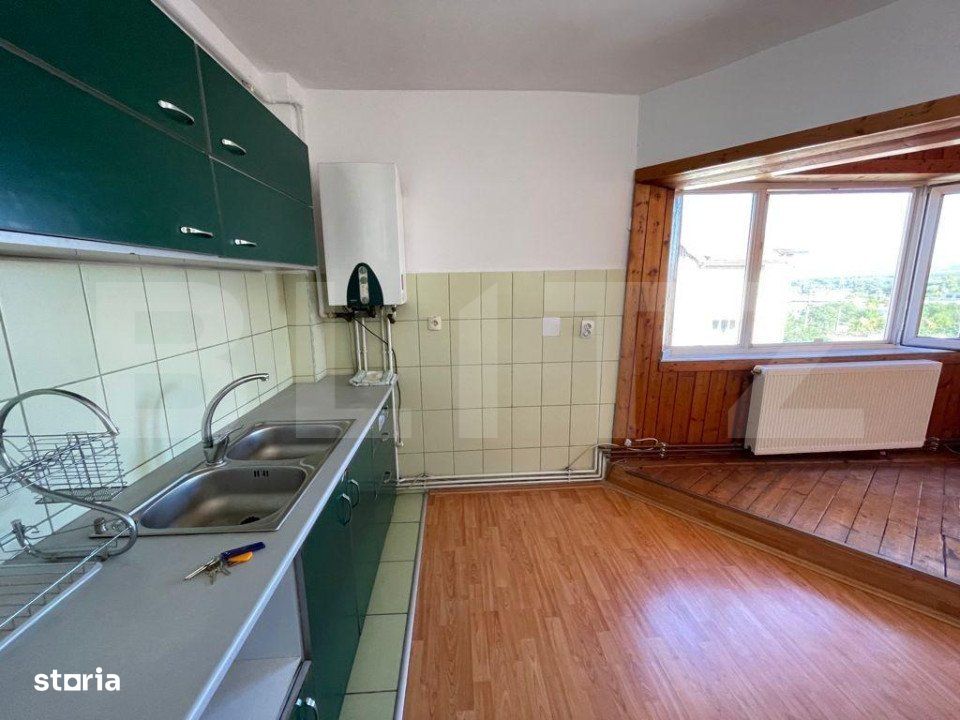 Apartament 2 camere, 54 mp, zona Cugir