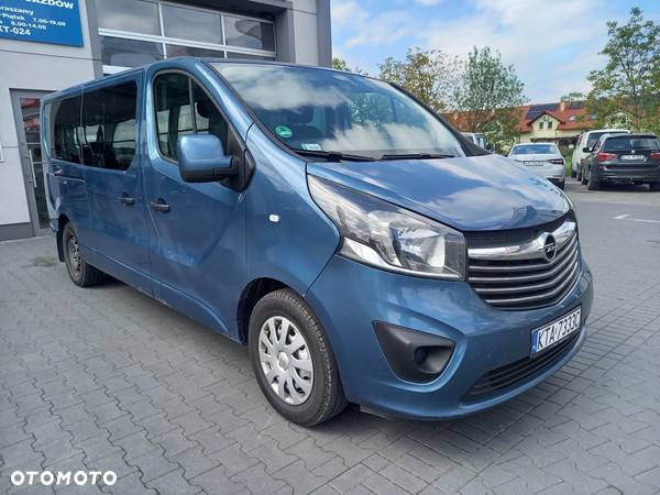 Opel Vivaro - 1