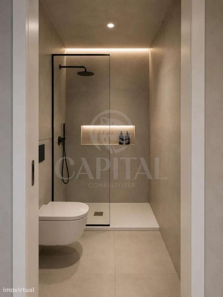 Apartamento moderno a estrear com excelente exposição solar, varanda e-12