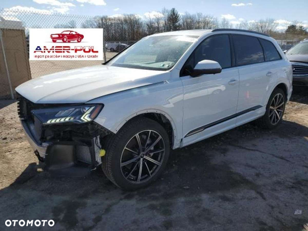 Audi Q7 - 1