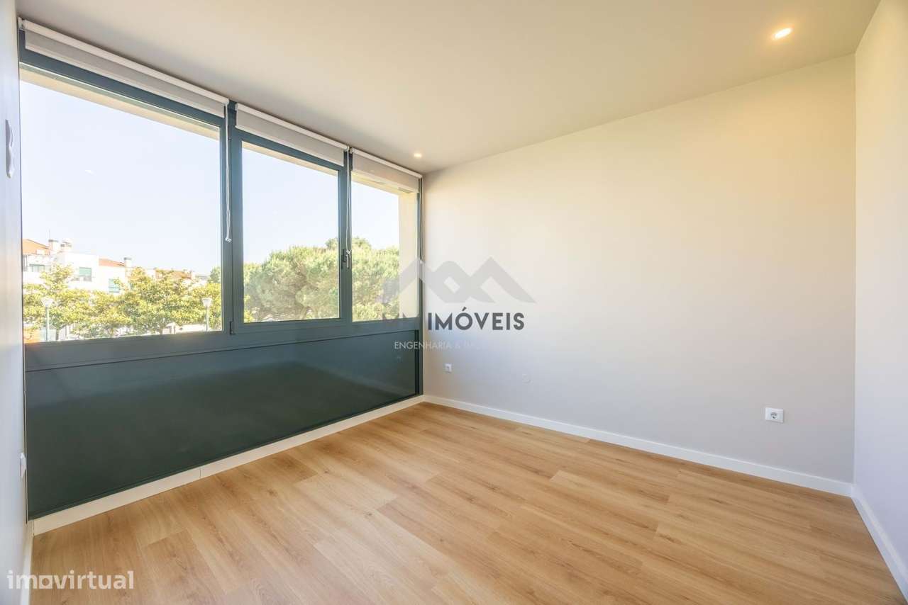 2 Lojas | Valongo | Fase Final de Legalização P/Habitação | Remodelada - Grande imagem: 5/17