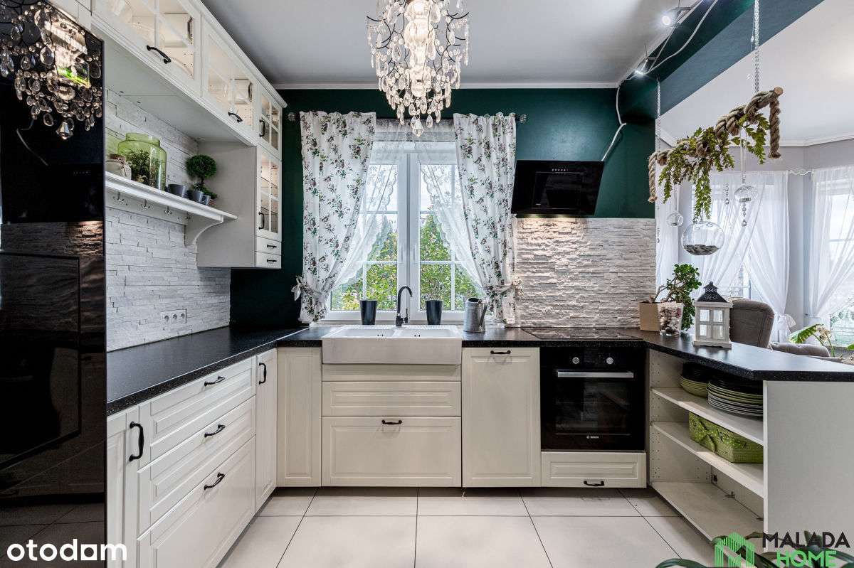 Dom z basenem pod Strzelinem-5