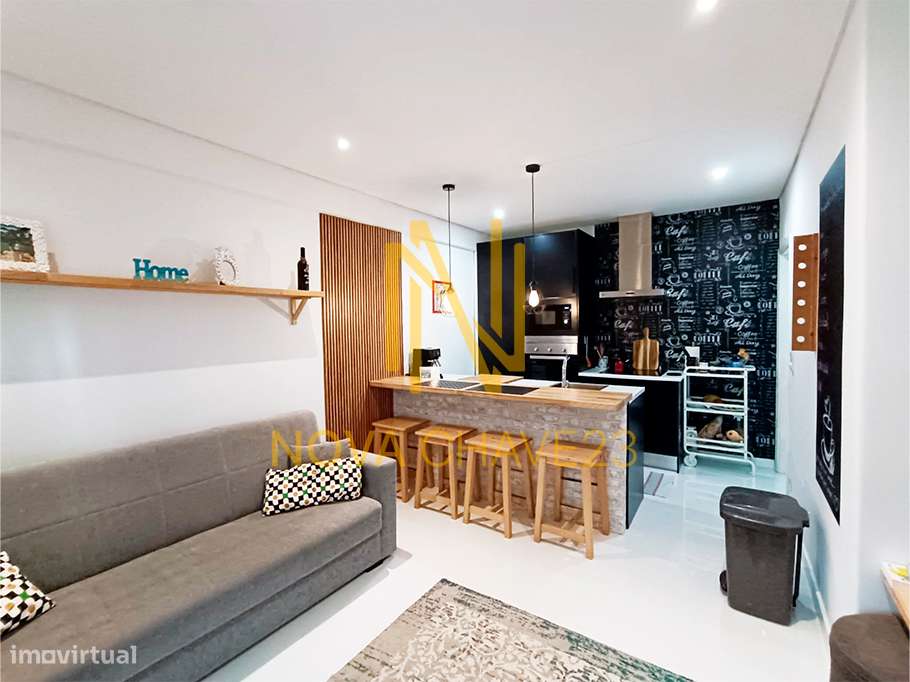 Fantástico apartamento T1+1 totalmente renovado - Grande imagem: 4/16