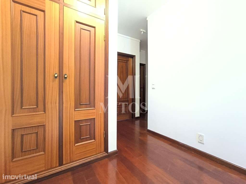 Moradia T4 - São Francisco-14