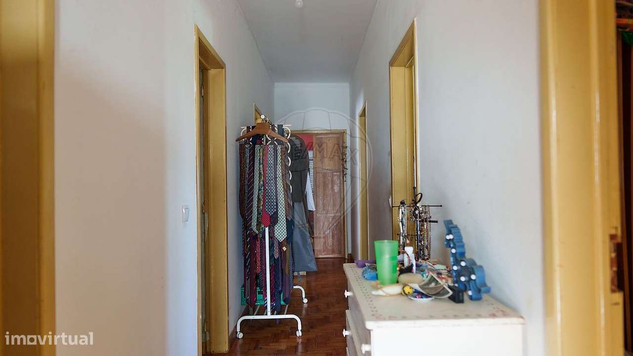 Moradia T4 para venda-28