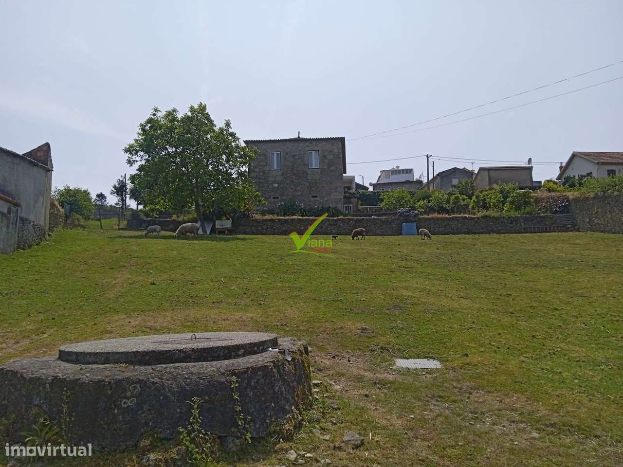 Moradia T. 3 Rústica em Pedra-12