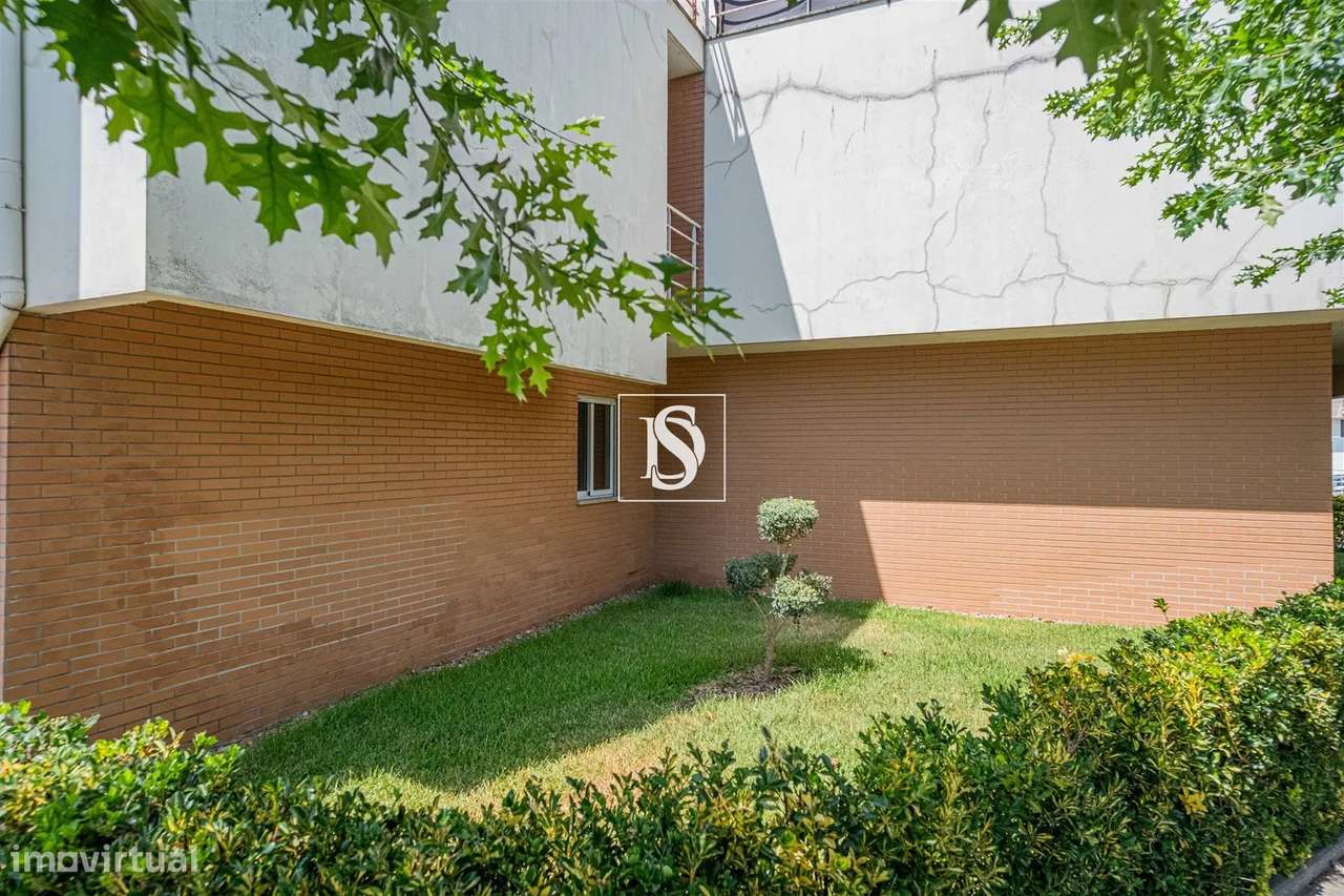 T2 com amplo terraço e dois lugares de estacionamento –Várzea,Barcelos-28