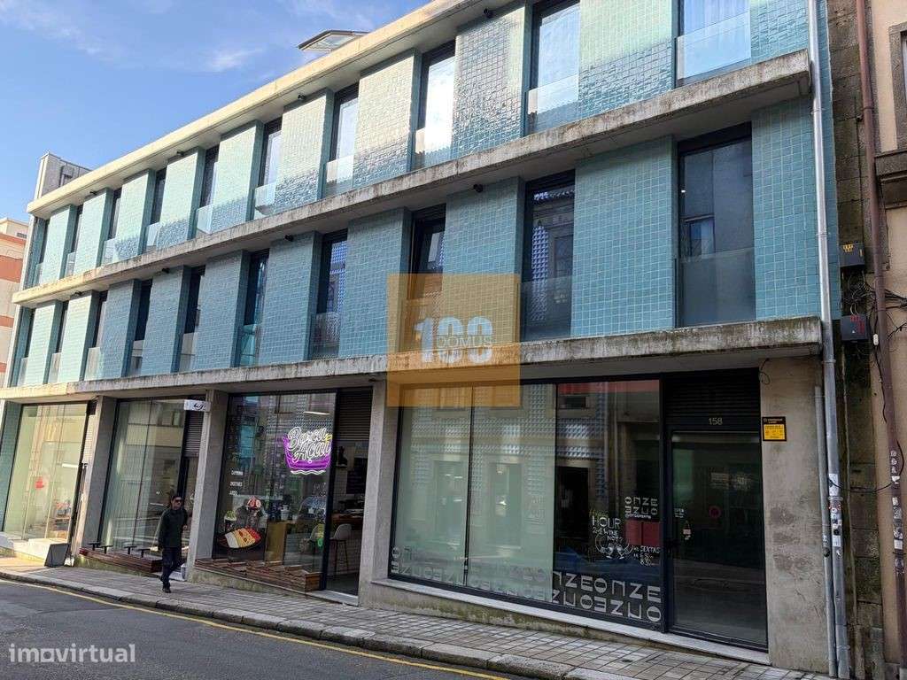 Apartamento T0 na Baixa do Porto - Grande imagem: 2/17