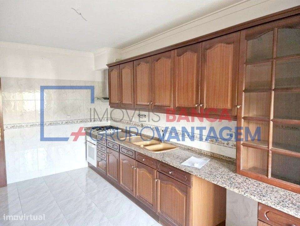 Apartamento T2 - Póvoa de Santa Iria - ARRENDADO ATÉ MAIO 2026 - Grande imagem: 5/17