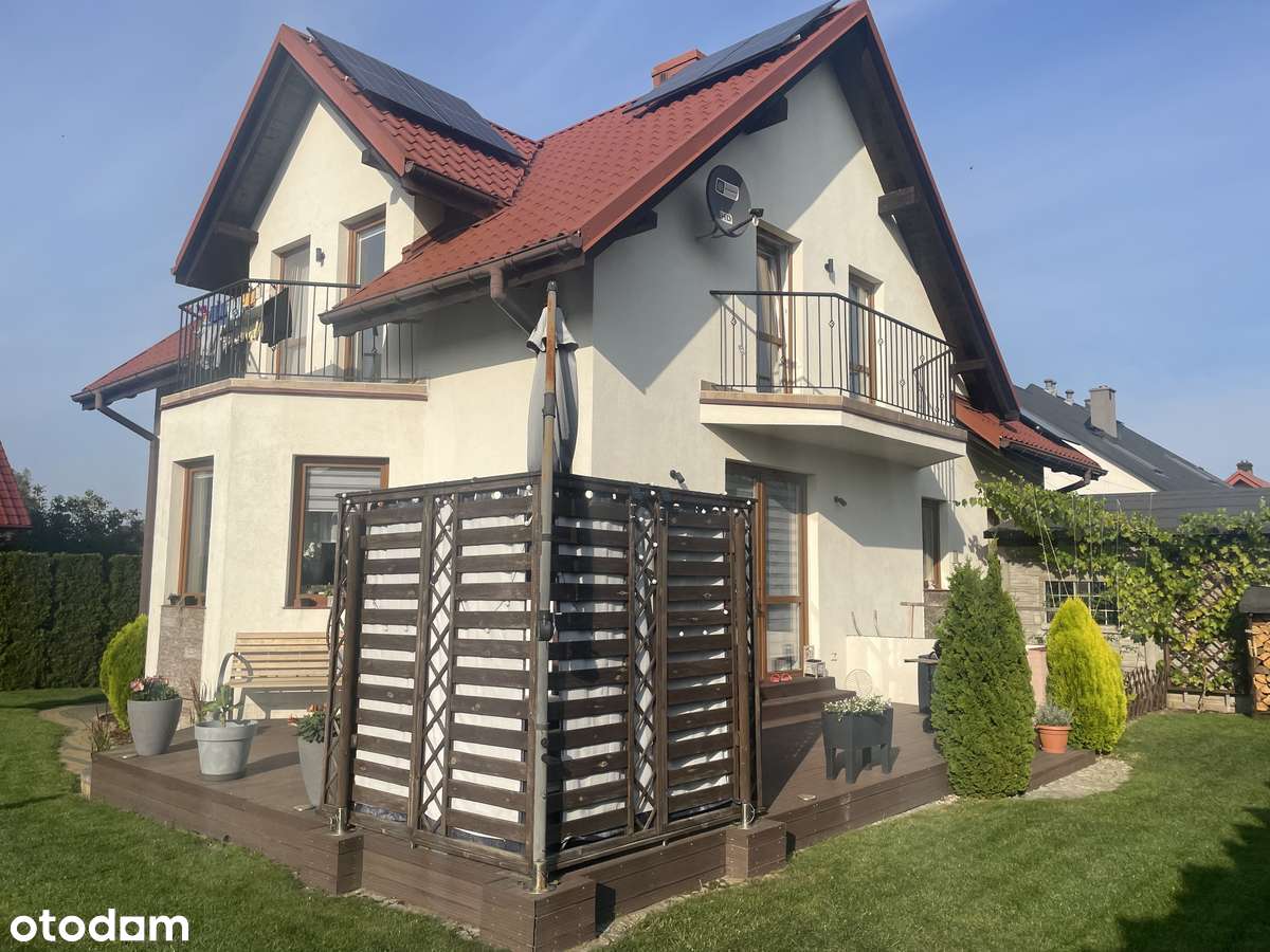 Przestronny dom z garażem i wysokim standardem - Pełny obrazek: 4/20