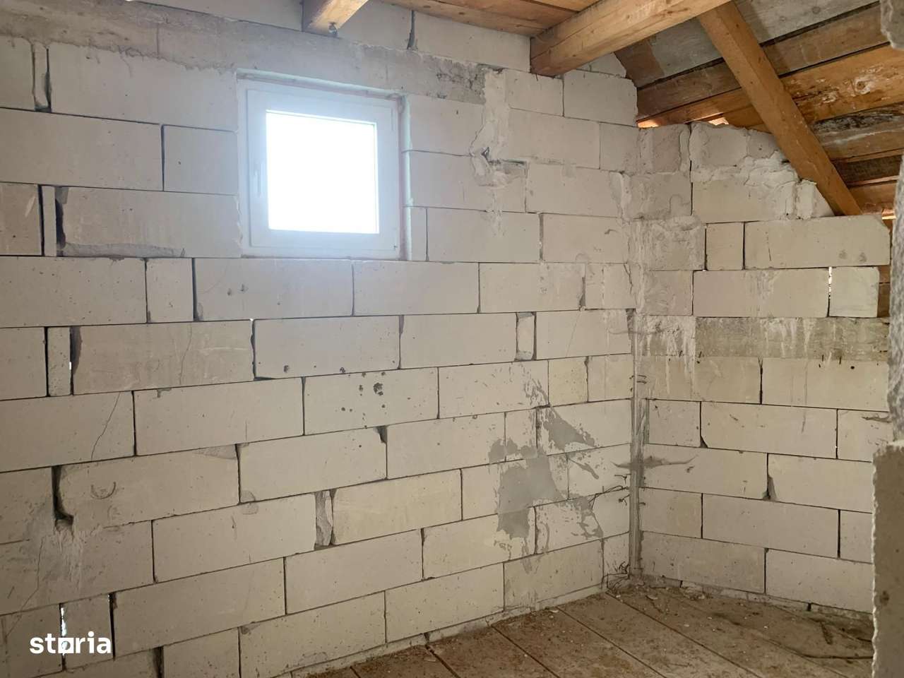 Casă P+E+M Putna | 300 mp utili | Teren 2.200 m-10