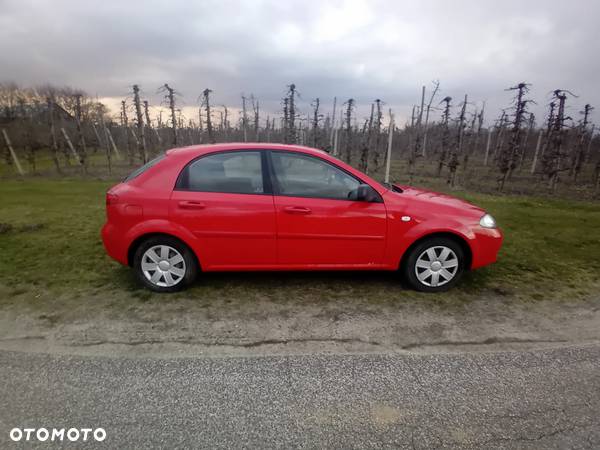 Chevrolet Lacetti - 6