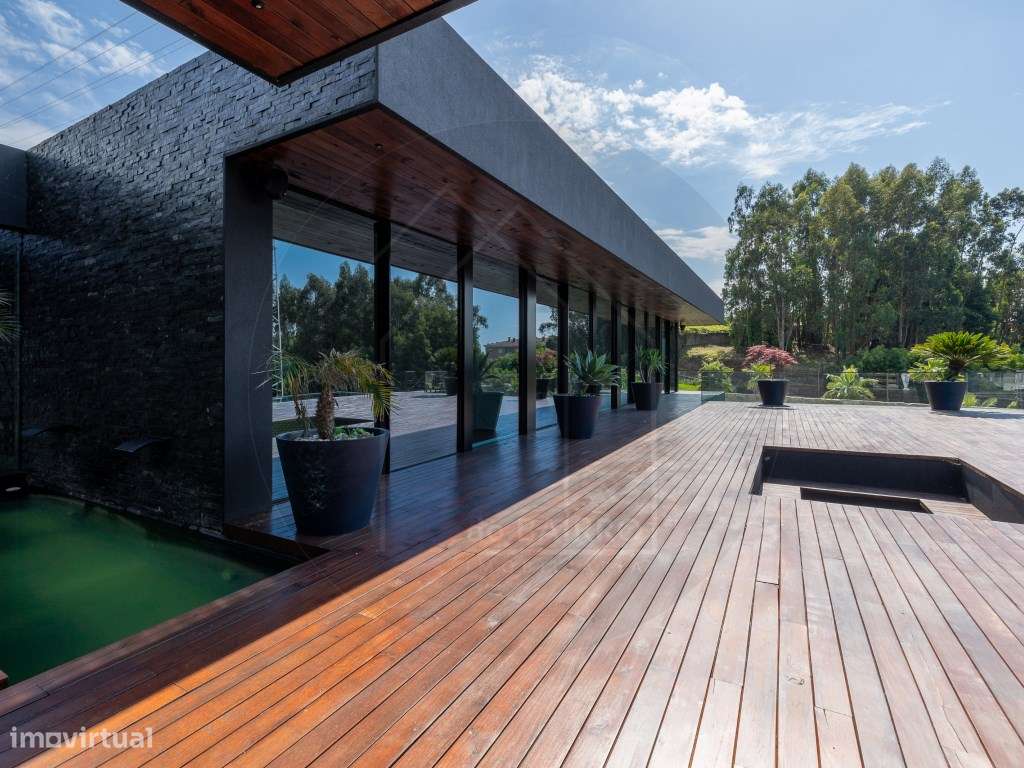 Moradia T6, térrea contemporânea, piscina, terraços e jardim junto ...-49
