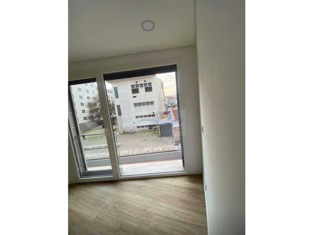 Excelente Duplex T3 - Empreendimento de Qualidade com Localização P... - Grande imagem: 3/8