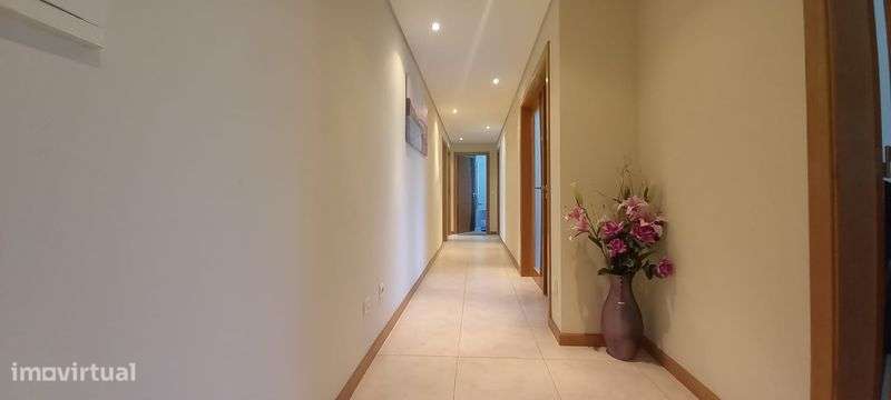 Arrenda-se T3 Espaçoso em Fernão Ferro - Grande imagem: 5/8