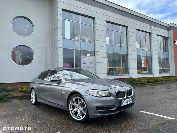 BMW Seria 5 525d xDrive Luxury Line - 18