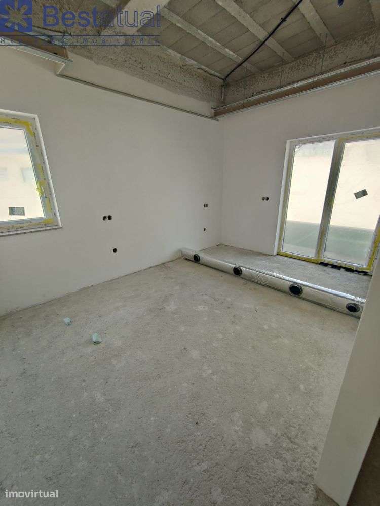 Moradias Bifamiliar - Acab. de Qualidade - Avidos-31