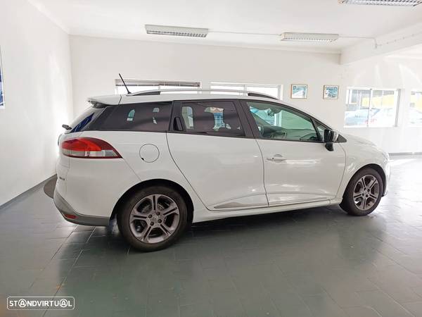 Renault Clio Sport Tourer 1.5 dCi GT Line - 6