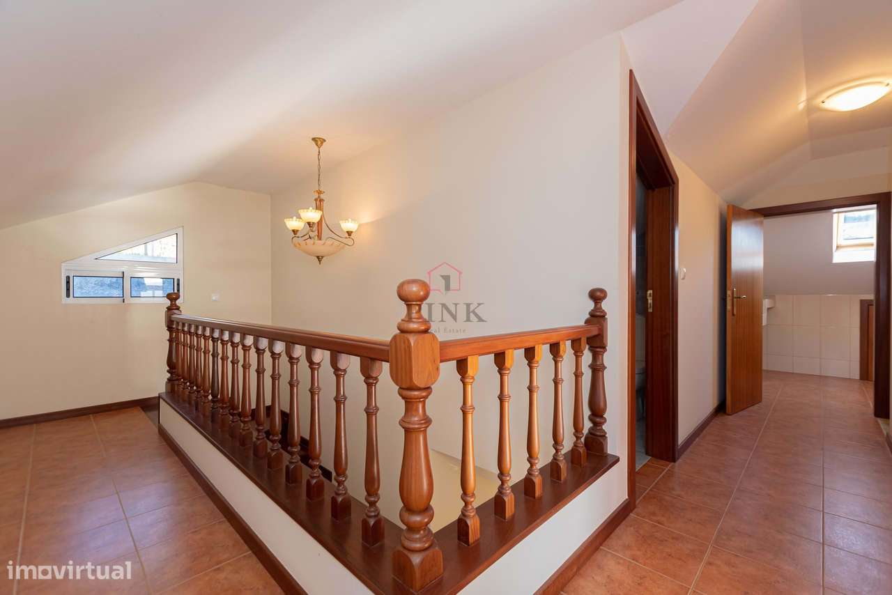 Calheta | Moradia T3 com Vista Mar e Terreno Extra-27