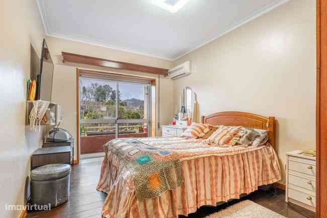 Apartamento T3 no centro de Amares-9