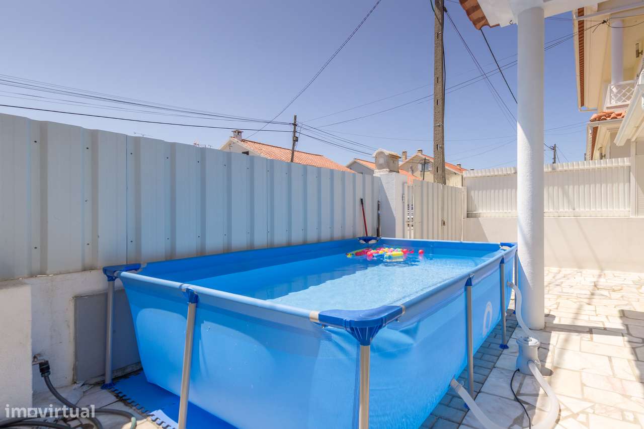 Moradia Geminada T3+1 com Jardim e Garagem - Grande imagem: 4/28