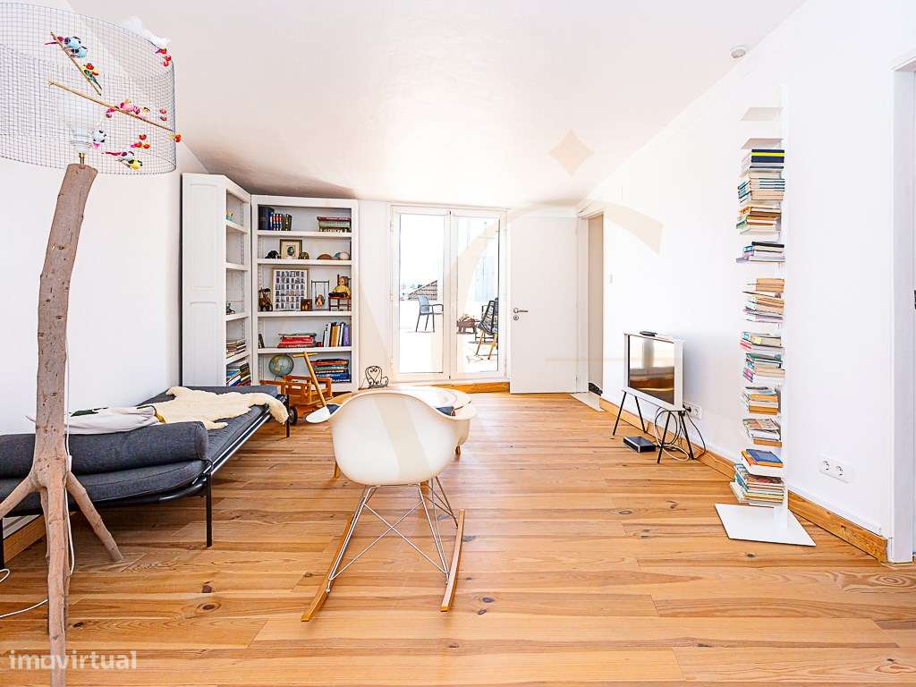 Moradia com Garagem, Piscina, Jardim e amplos Terraços, para venda ...-30
