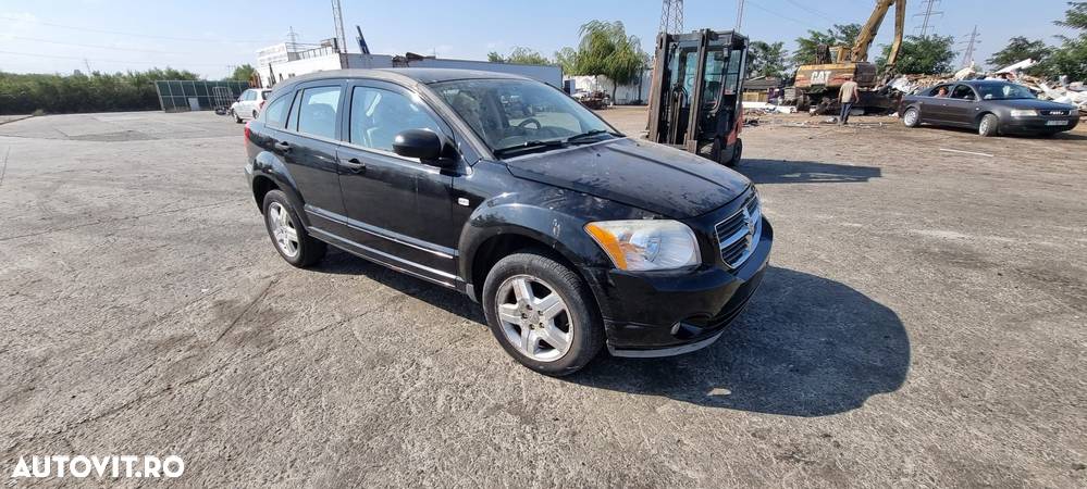 Dezmembrari  Dodge CALIBER  2006  > 2012 Benzina - 3