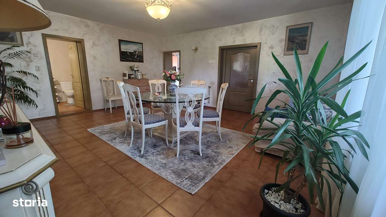 De vanzare casa in Bacia ,nr.4A-4