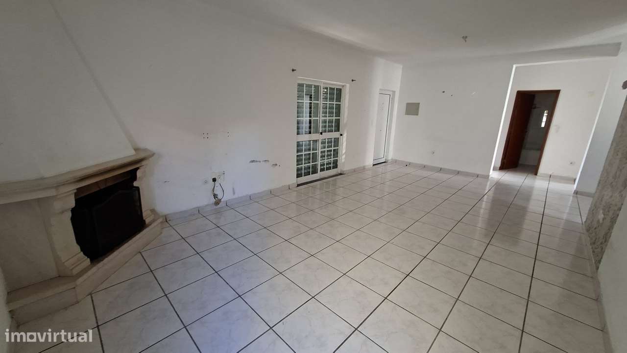 Moradia T3 com 175m2 , piscina e garagem Brejos de Azeitão/ Setúbal - Grande imagem: 4/20