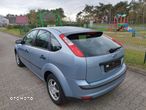 Ford Focus 1.6 16V Ambiente - 4