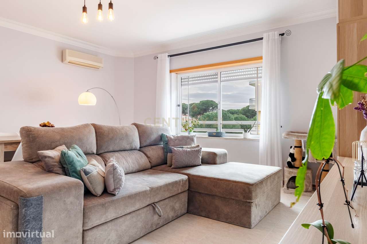 T2 Renovado | 2 WC Novas | 106 m² | Parqueamento + Arrecadação | Eleva-5