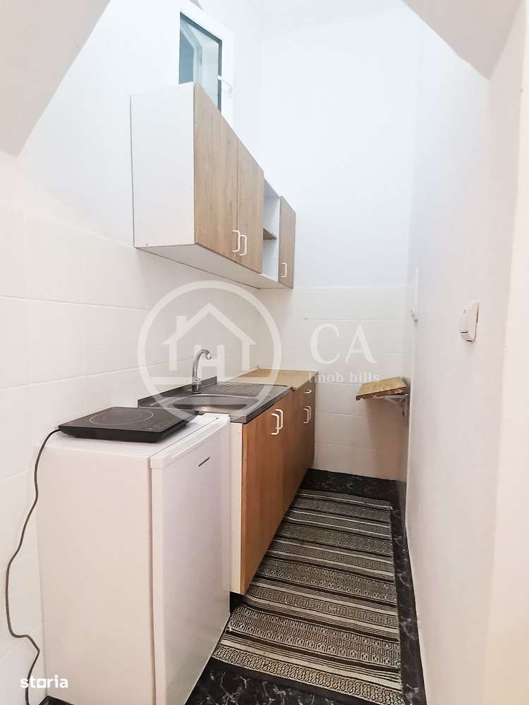 Apartament cu 1 camera la curte comuna de vanzare Central, Oradea - Imagine principală: 5/8