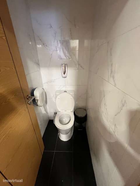 Loja - Restaurante totalmente Remodelado e Equipado-14