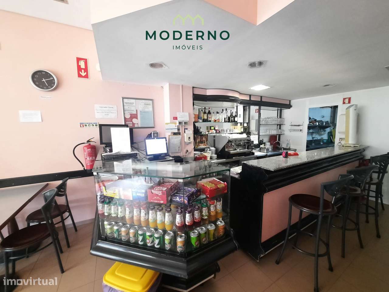 Casa dos Salgadinhos – 2 frações - Leiria - Grande imagem: 2/7