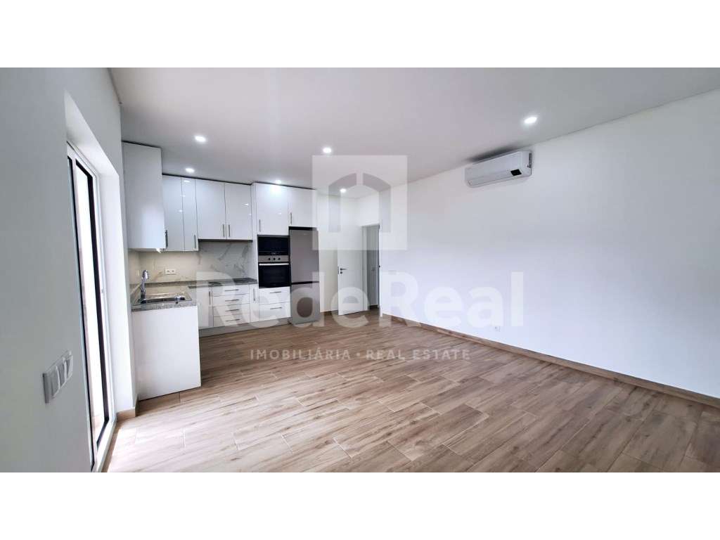 Apartamento T4+1 para arrendamento anual em Faro - Grande imagem: 4/22