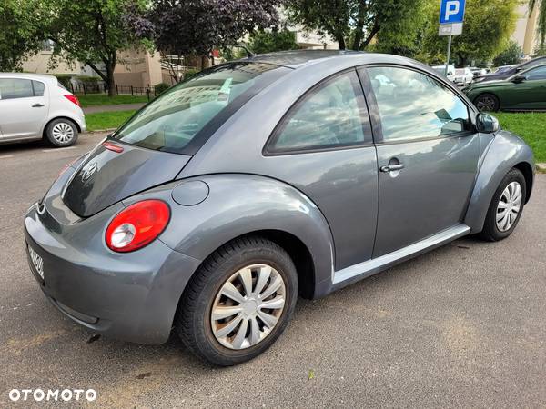 Volkswagen New Beetle 1.4 - 4