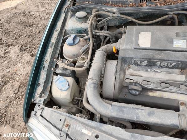 Dezmembrari  VW GOLF 4  1997  > 2006 1.4 16V Benzina - 5