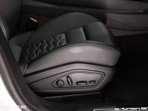 Audi e-tron quattro S - 31