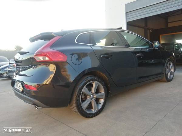 Volvo V40 2.0 D4 Summum - 5