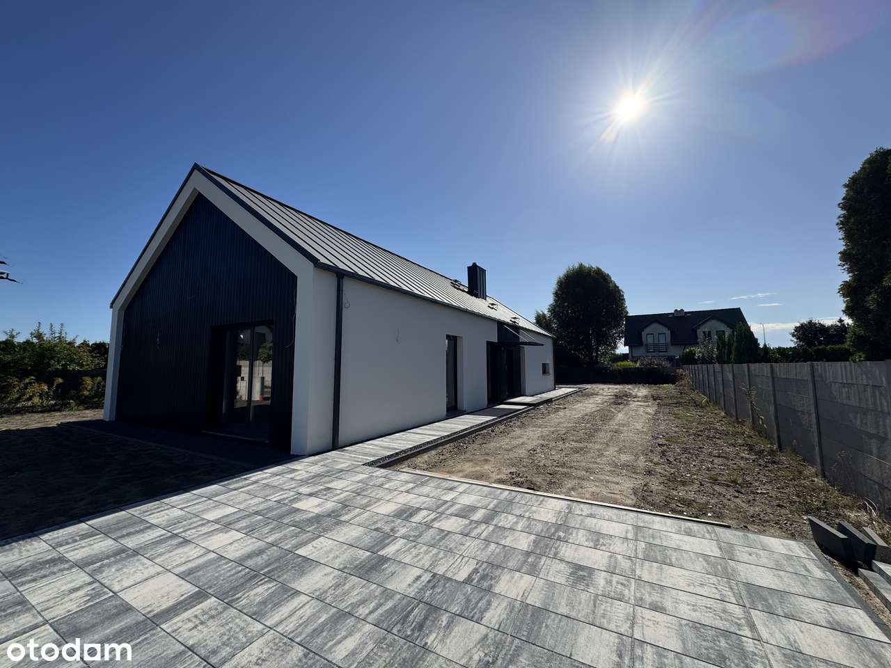 = Nowoczesny, stylowy dom jednorodzinny = - Pełny obrazek: 4/20