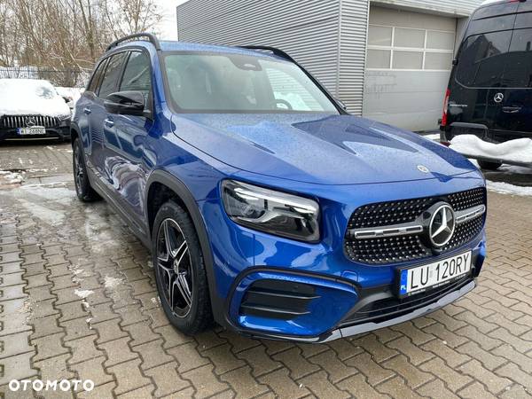 Mercedes-Benz GLB - 5