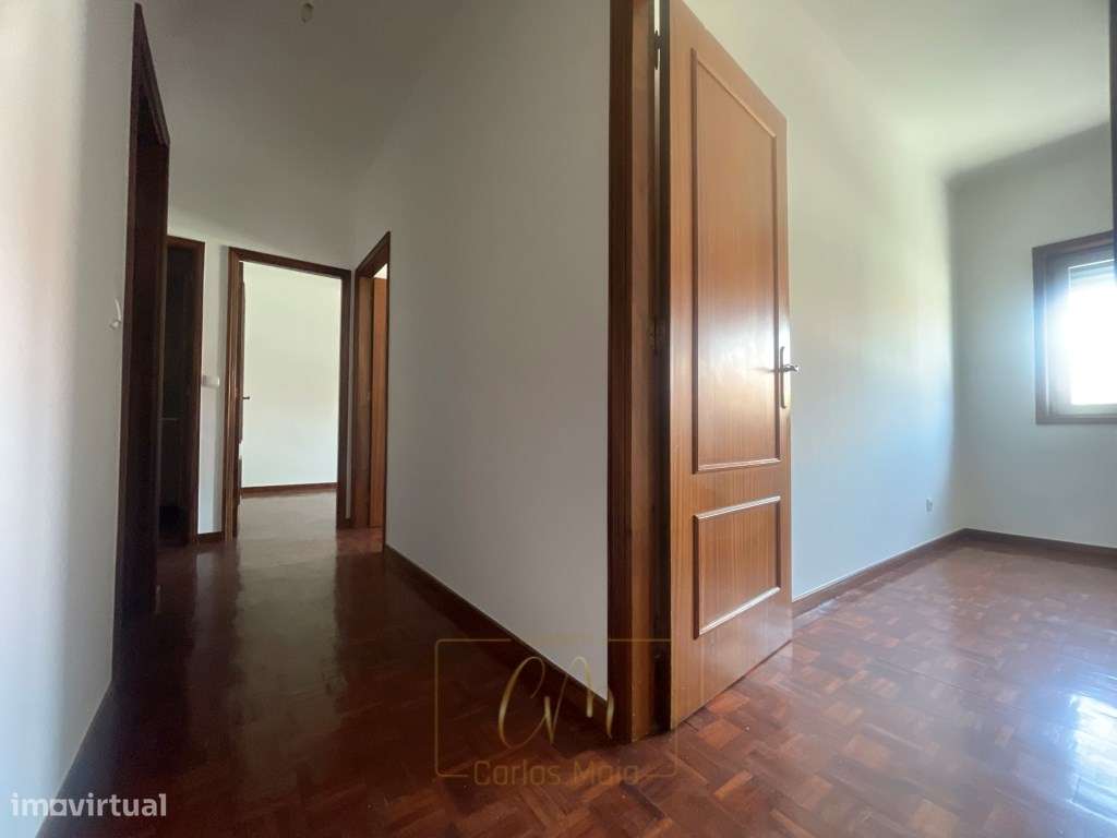 Apartamento T3 com lugar de garagem e arrumos fechados em Modivas, ...-14