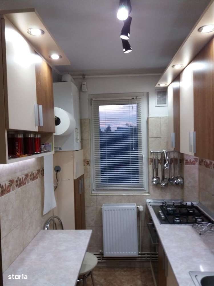 Urgent! 3 Camere Zona Gării Lângă Piata, Mobilat, Etaj 2! - Imagine principală: 1/10