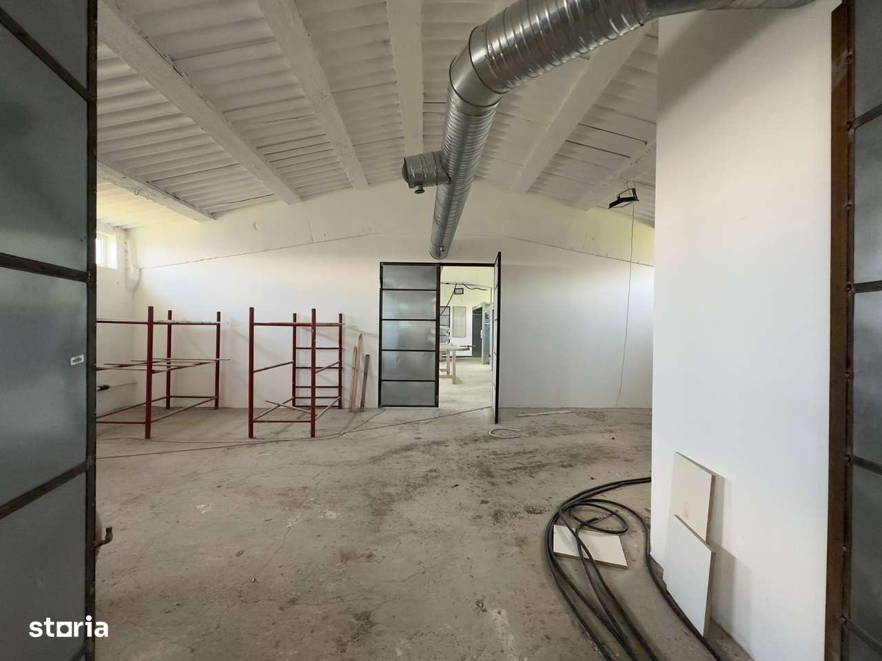 Hala 800mp, Horlesti-6