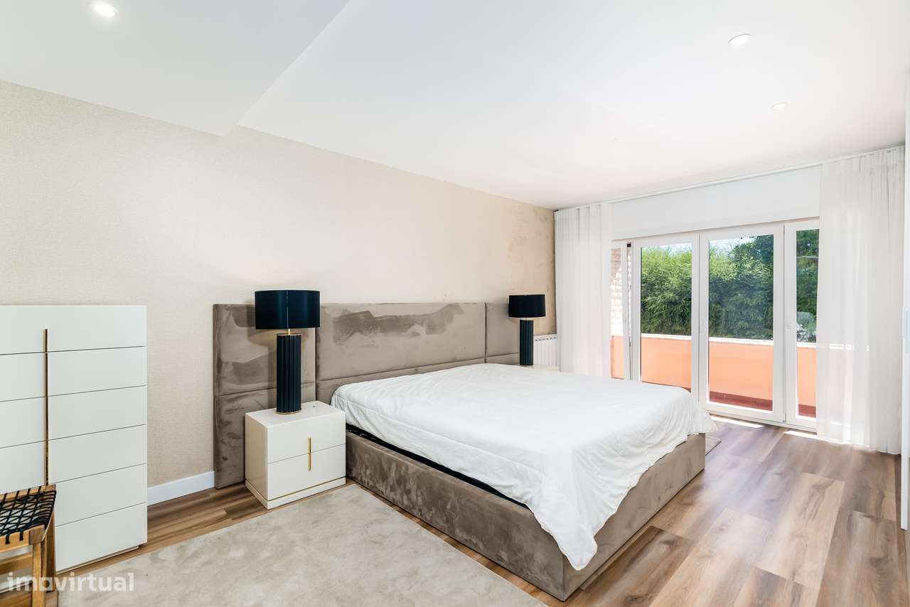 T3 duplex Belas Clube de Campo | parqueamento | varanda-30