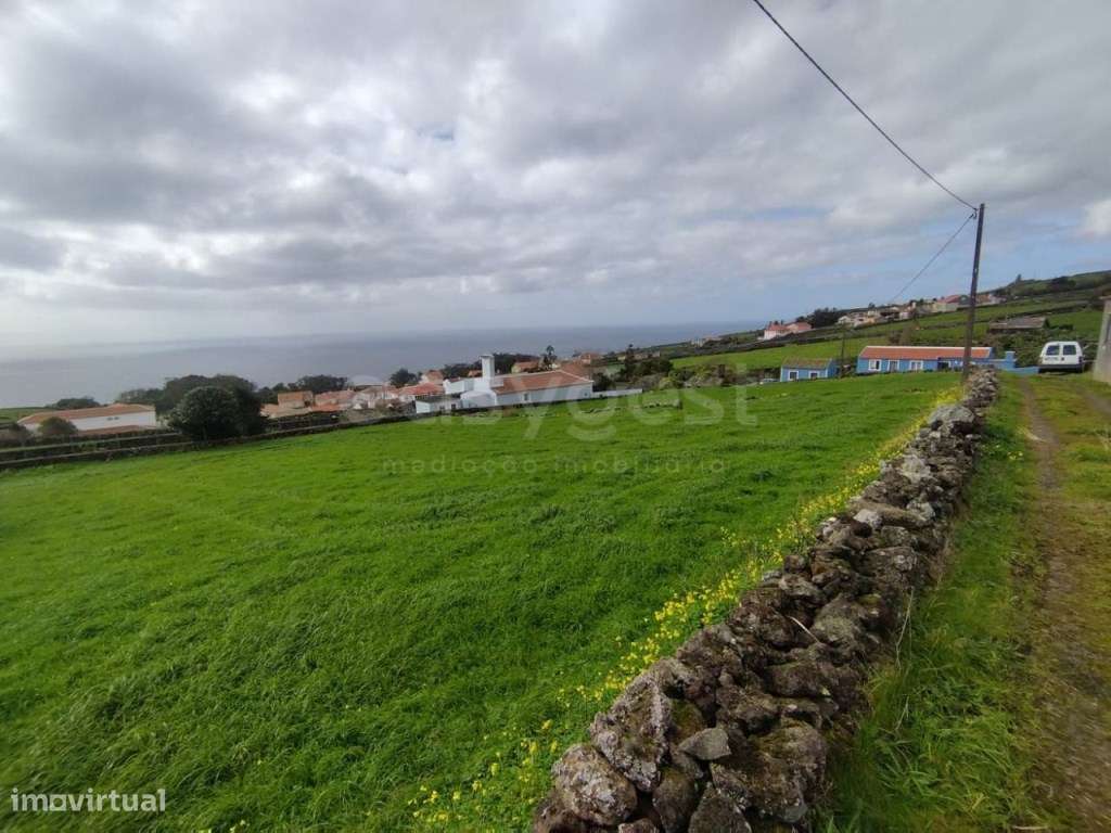 Prédio Rústico com viabilidade de construção Doze Ribeiras - Grande imagem: 4/18