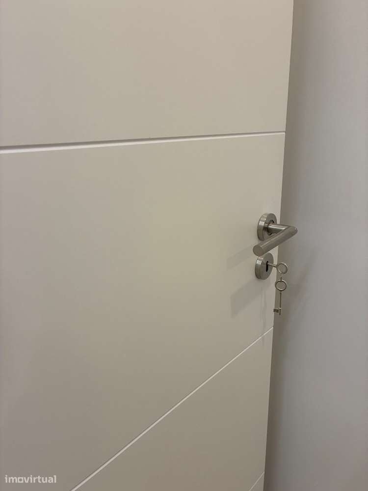 Apartamento T4 em Barreiro com Excelente Localização-15